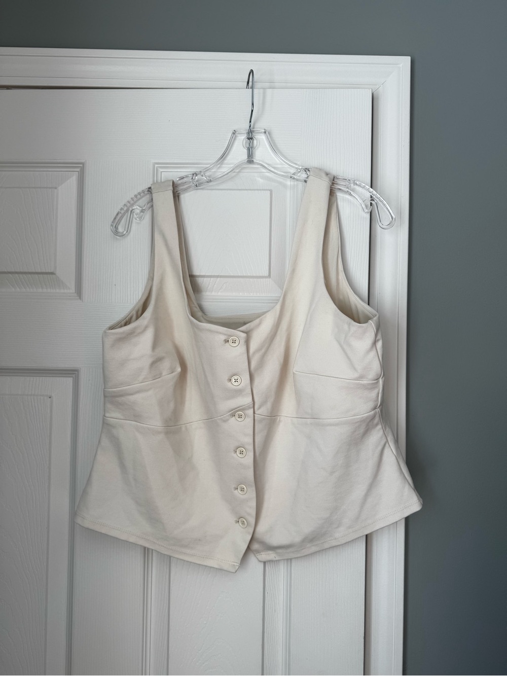 a new day Cream Button-Front Crop Tank